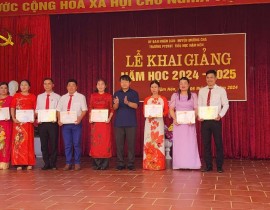 Anh-8-D-c-Trang-A-Lu-Chu-tich-UBND-huyen-du-khai-giang-nam-hoc-2024-2025-tai-cac-duon-vi-truong-xa-Nam-Nen.jpg